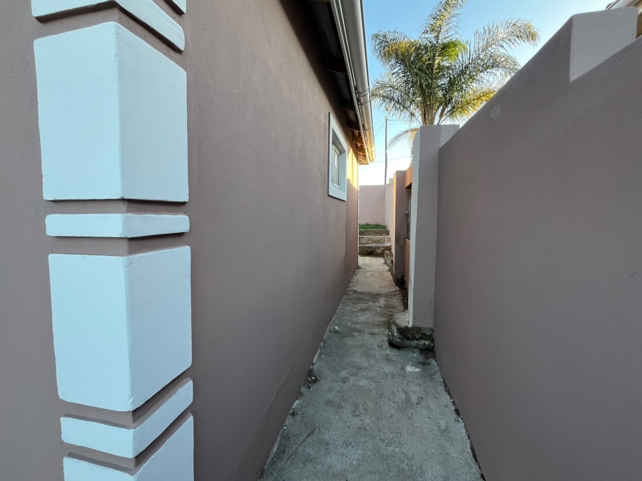3 Bedroom Property for Sale in Haven Hills Eastern Cape